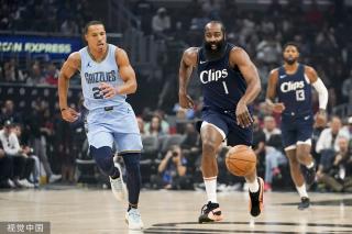 看中他与年 看中他与年