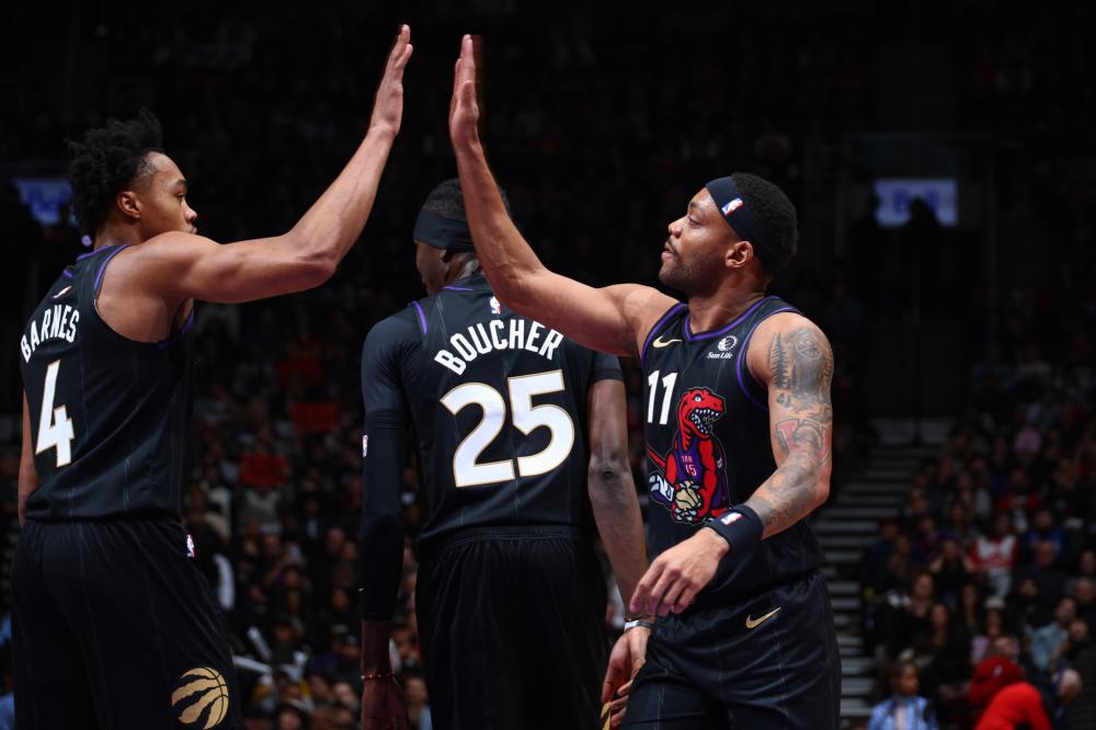 22日晚间 22日晚间