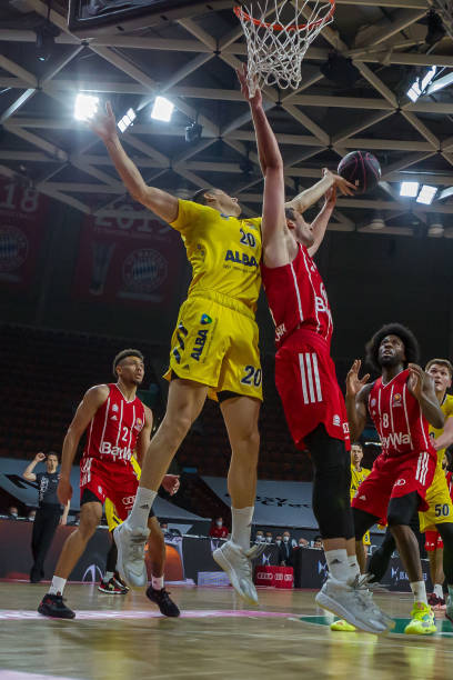 击败阿拉维 击败阿拉维